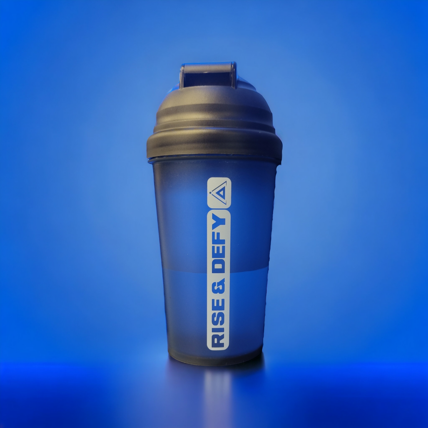RISE&DEFY: THE SHAKER BOTTLE