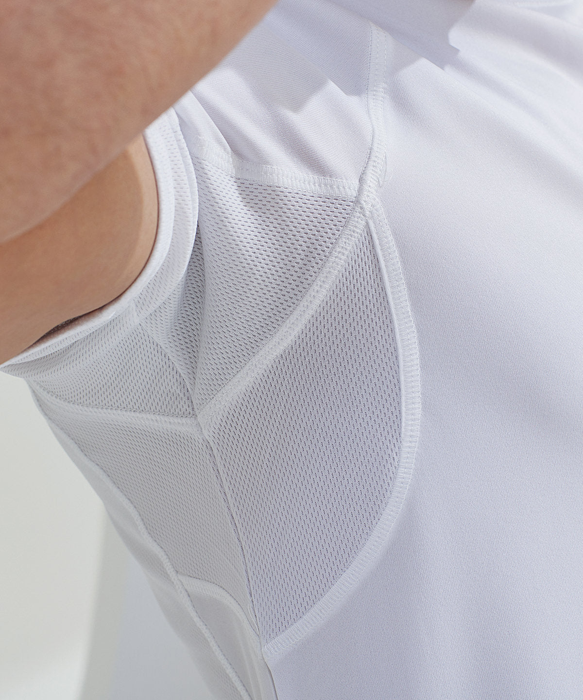 RISE&DEFY Performance Tech Tee (Shoulder Logo - White)